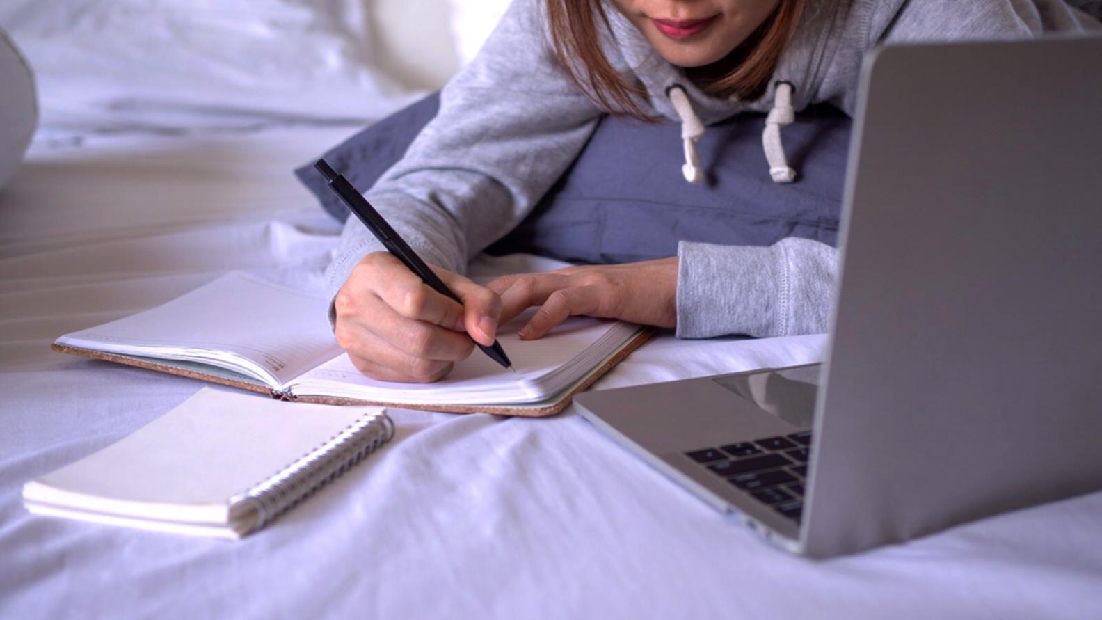 Students collaborating on personnel management scenarios